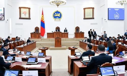 Ахмадуудын тэтгэвэр 100-300 мянган төгрөгөөр нэмэгдэнэ