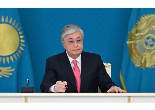 Казахстан: К.Токаев өмнөх ерөнхийлөгч Н.Назарбаевын эрхийг хасав