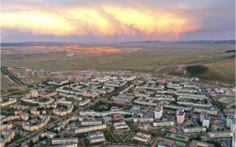 Чанаргүй гүйцэтгэлтэй 13 ажлын гэрээг цуцална